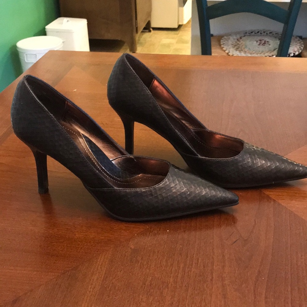 Rampage high heel pumps brown snake pattern sz 7 M